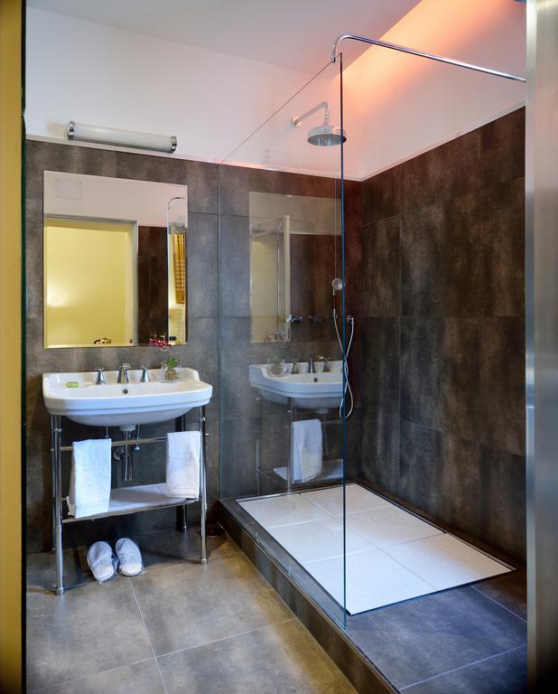 Suites Rome Condotti Экстерьер фото